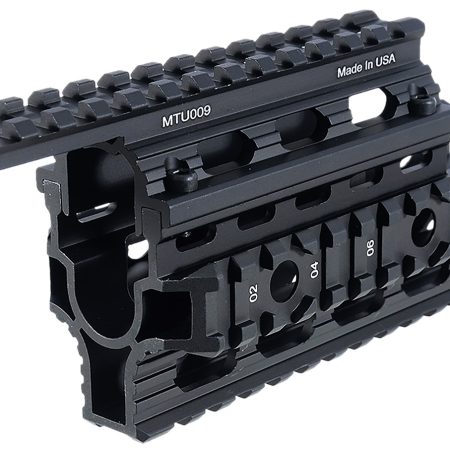 UTG MTU009         UNIVERSAL AK QUAD RAIL HANDGRD