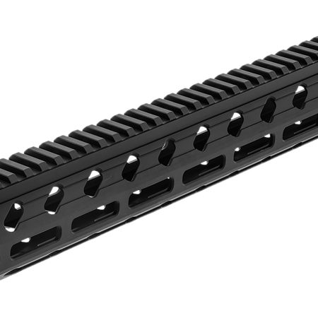 UTG MTU047SEM      ARWEN MLOK HANDGRD 15"